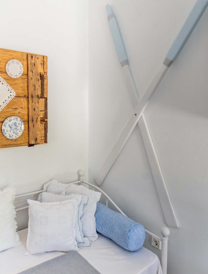 Maison Triantatria Plaka  Ngoại thất bức ảnh